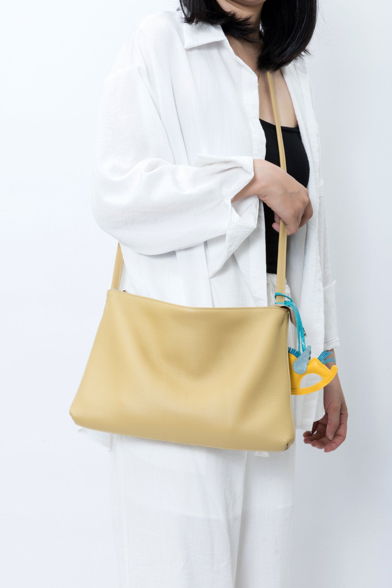Crossbody shoulder armpit bag
