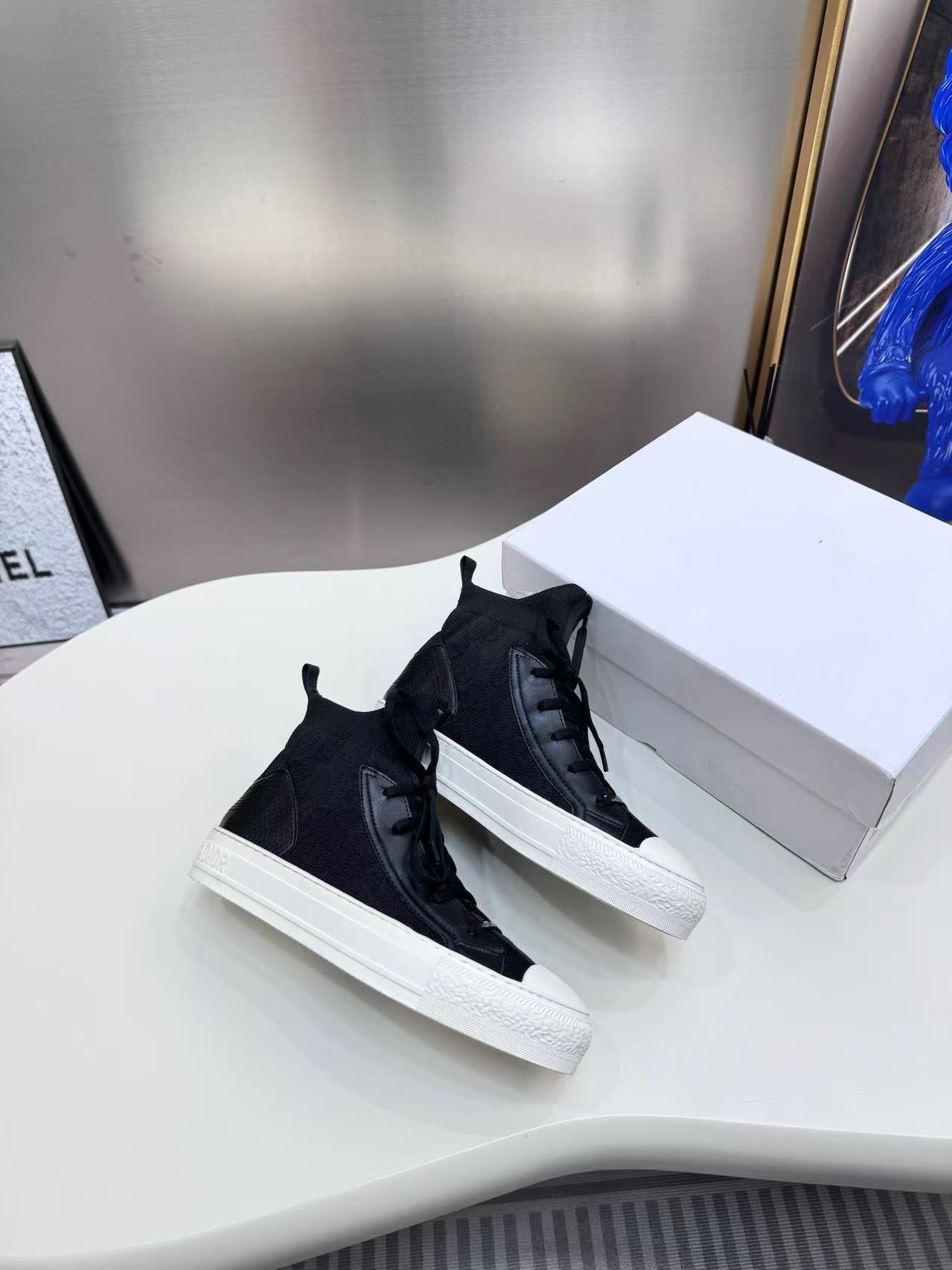 High-top espadrilles