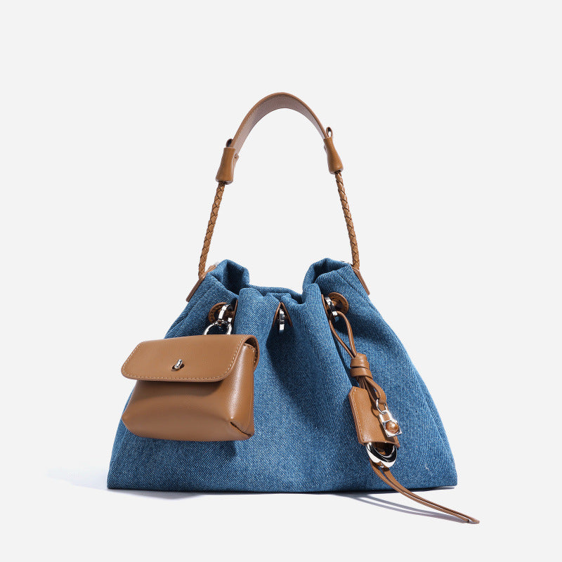 Cloud messenger bag