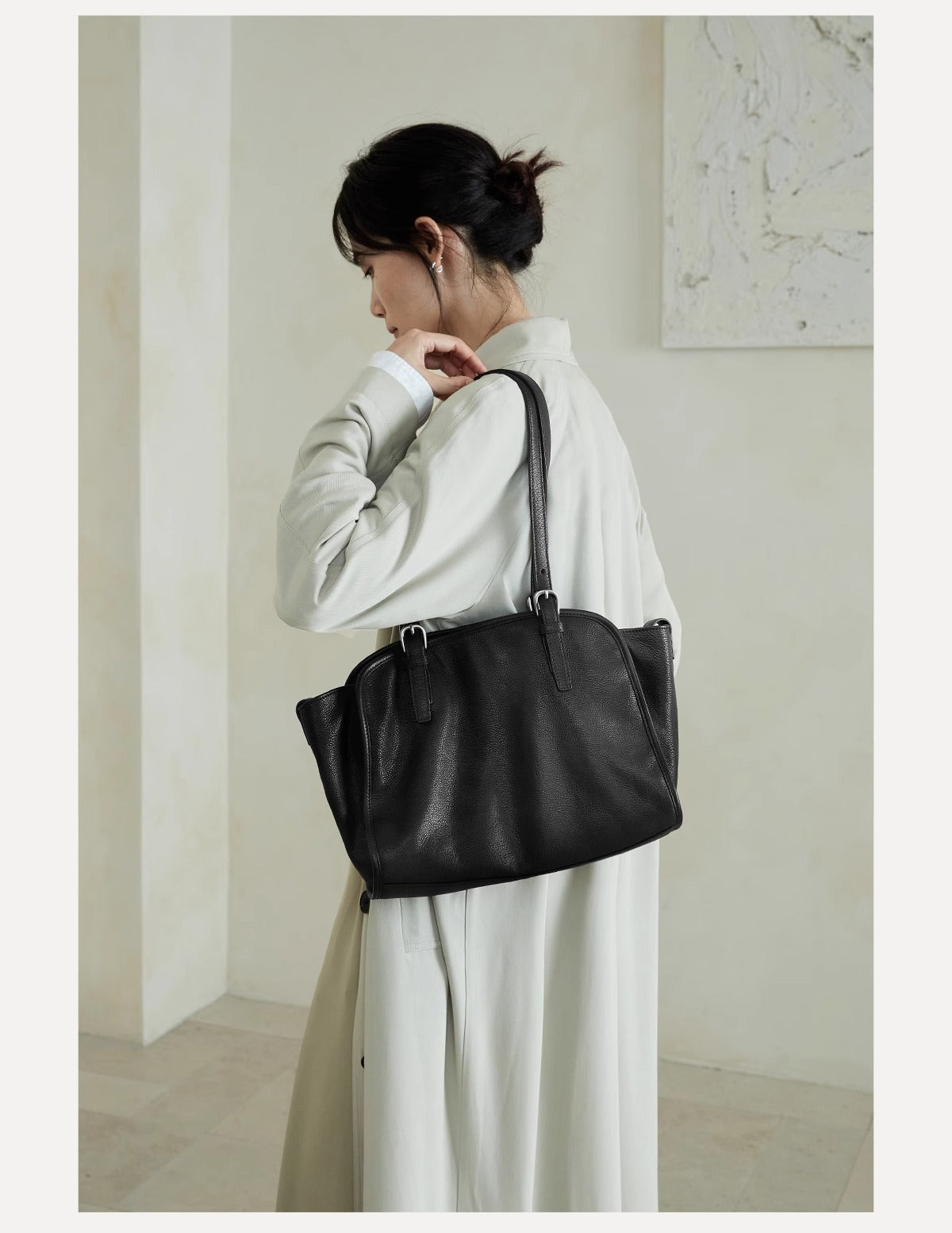 Large capacity armpit bag