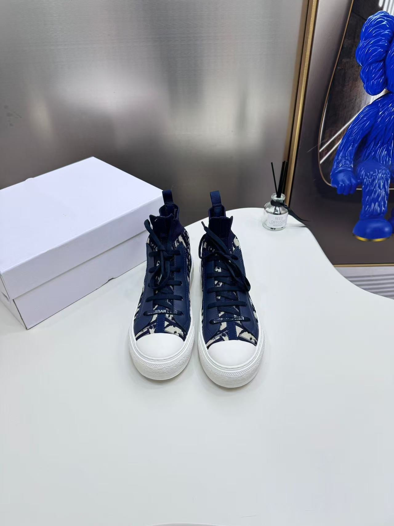 High-top espadrilles
