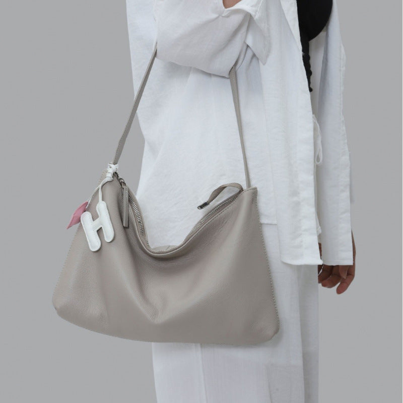 Crossbody shoulder armpit bag