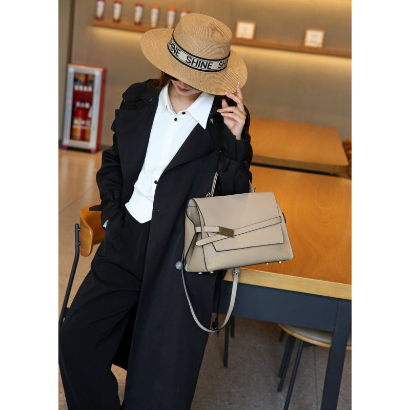 Shoulder tote bag