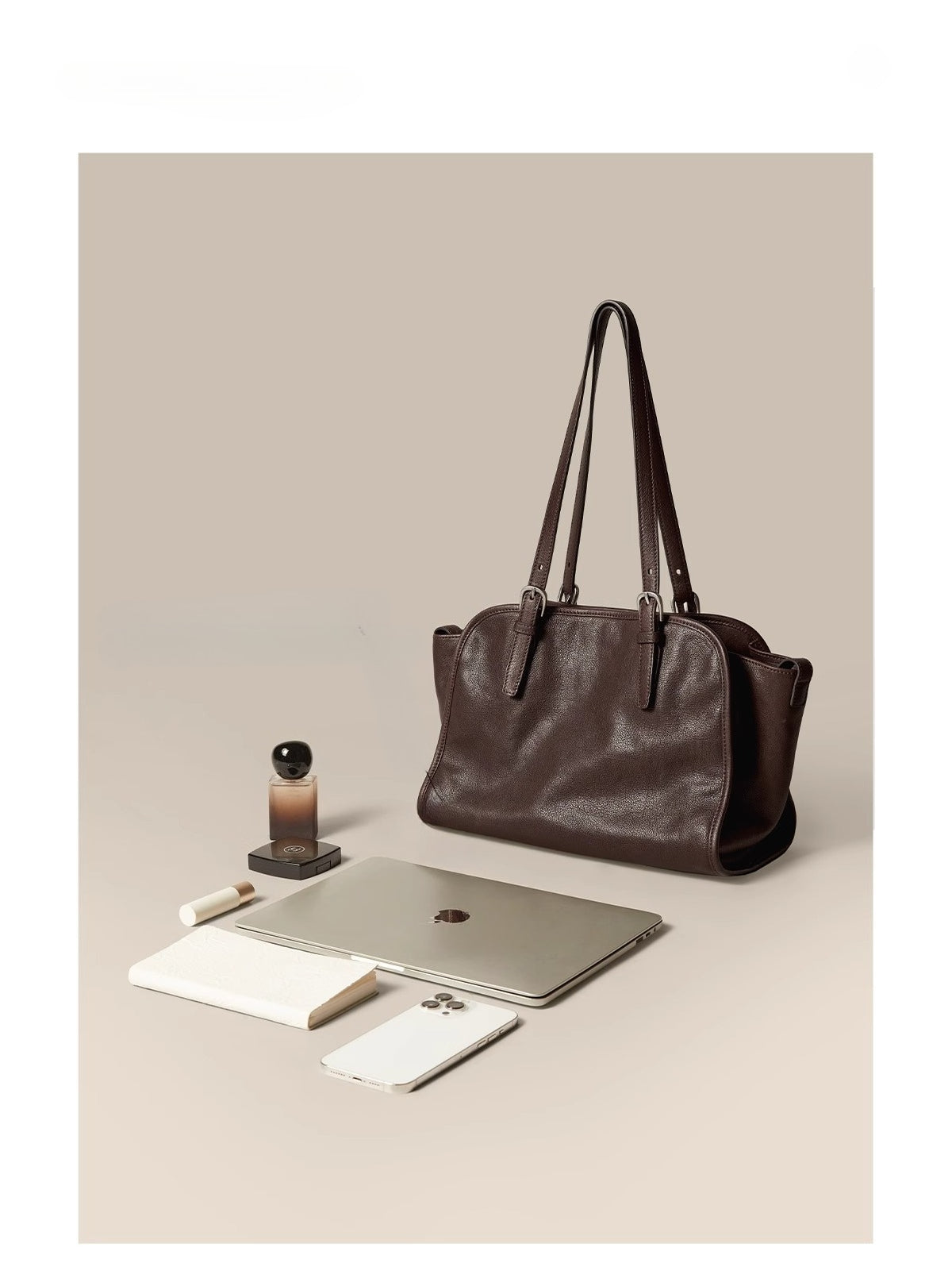 Large capacity armpit bag